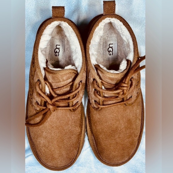 UGG Authentic mens 9 Boots chestnut all over logo print  Y2K 90s 00s worn twice